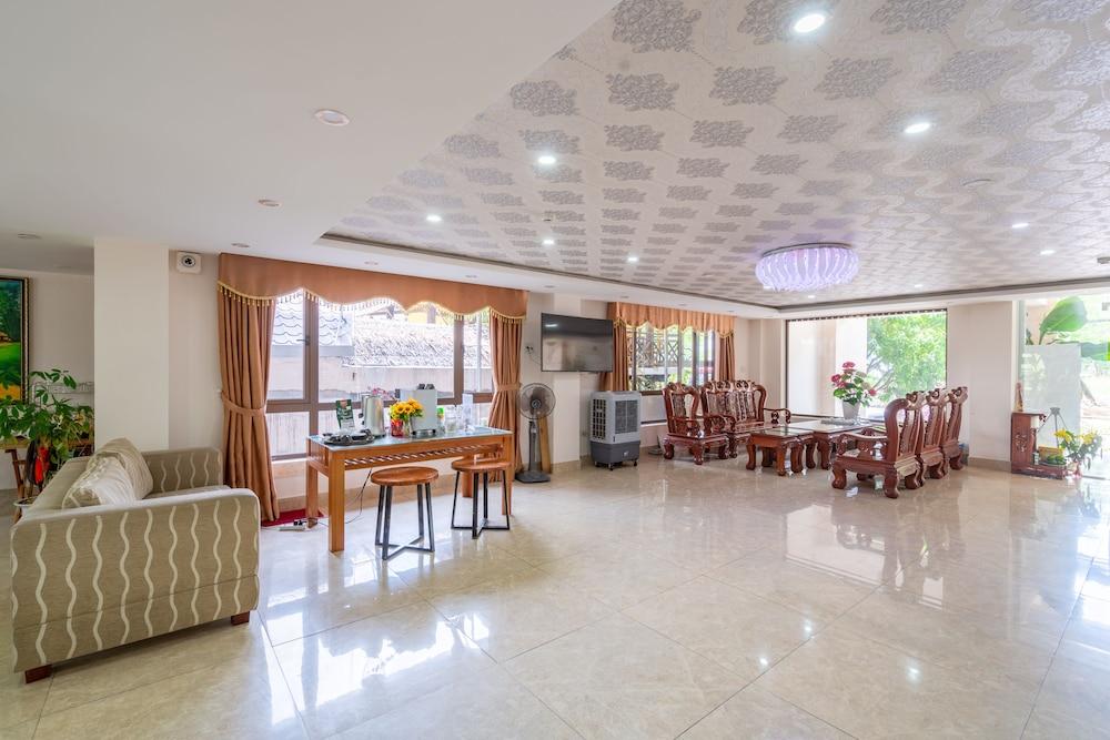 Oyo 236 Hoa Mai Boutique Hotel Da Nang Exterior foto